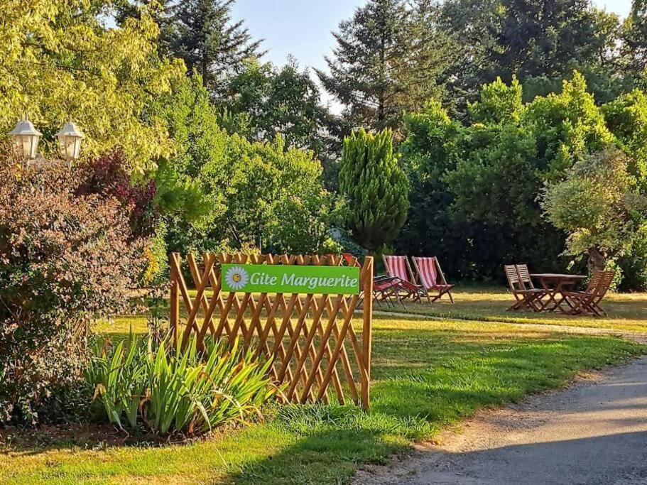 Gite Marguerite - Au Coeur De La Campagne La Petite-Boissiere Exteriör bild