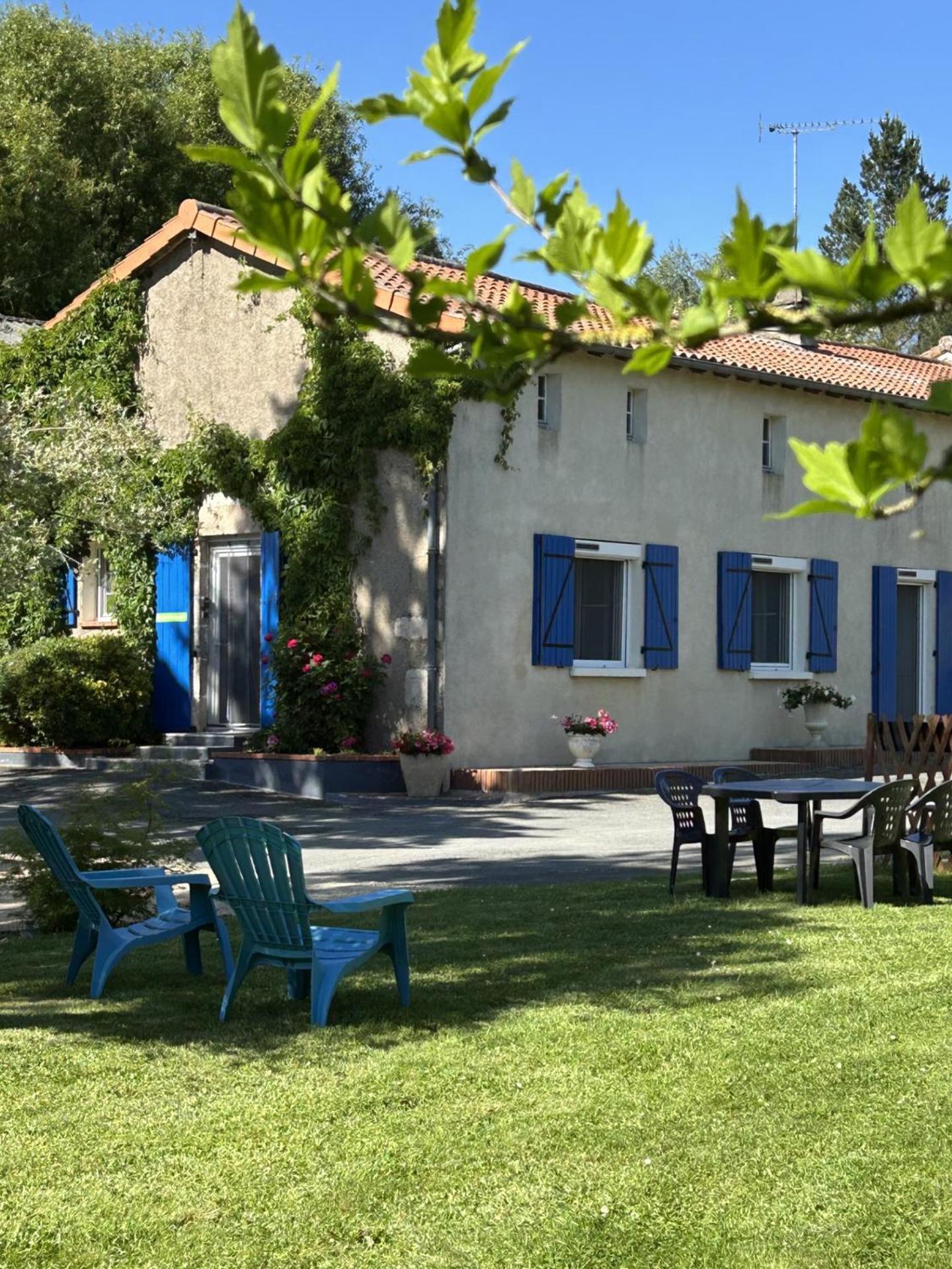 Gite Marguerite - Au Coeur De La Campagne La Petite-Boissiere Exteriör bild